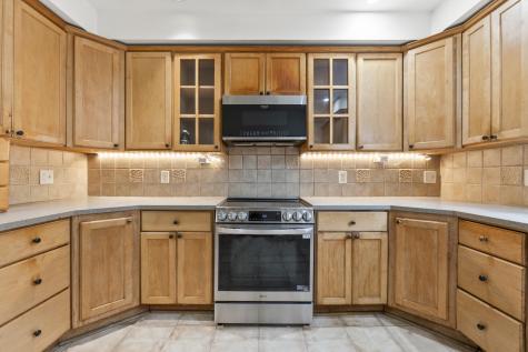 13 Middle Street Lisbon ME 04252