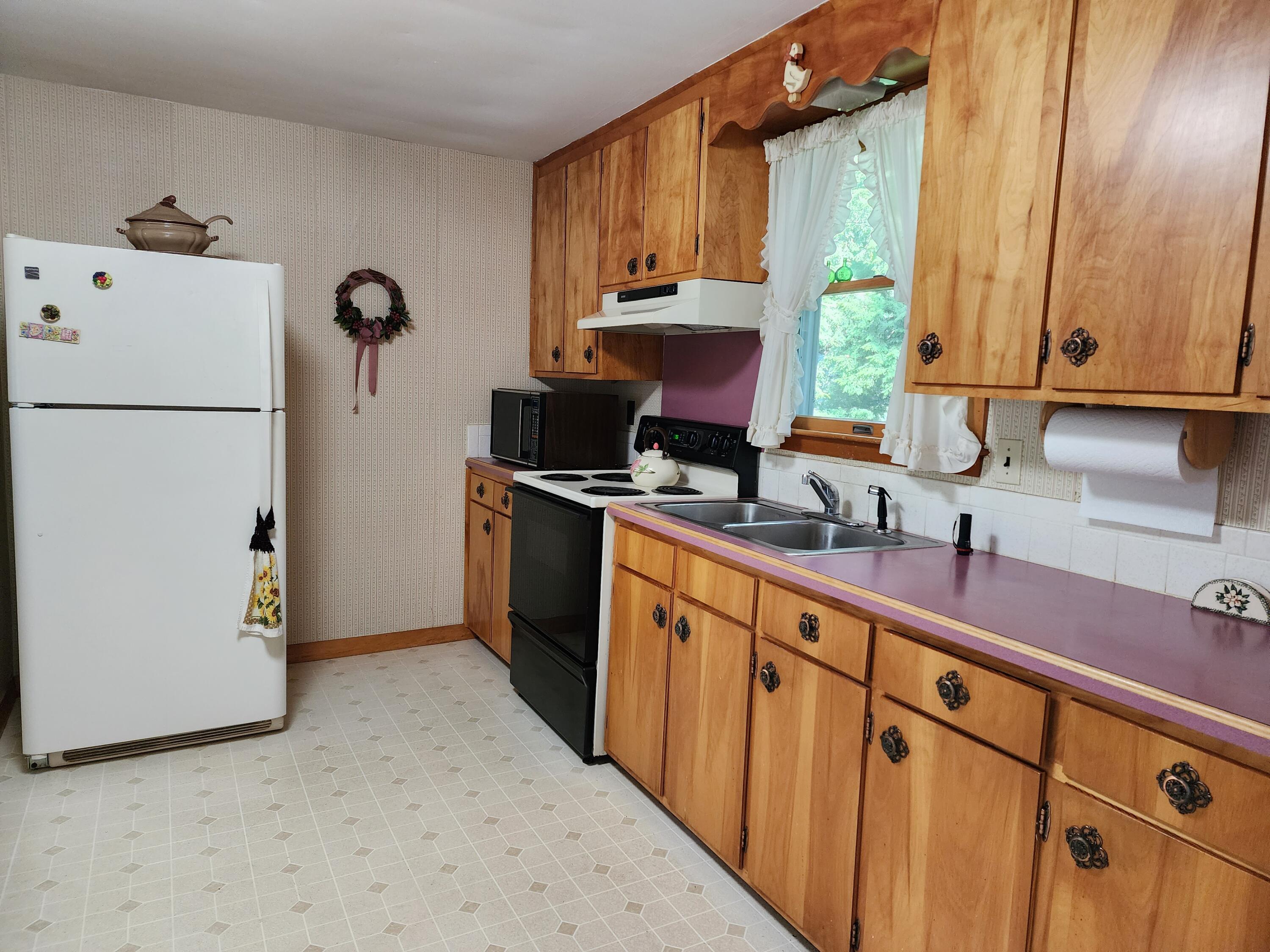 8 Forest Circle Jay ME 04239