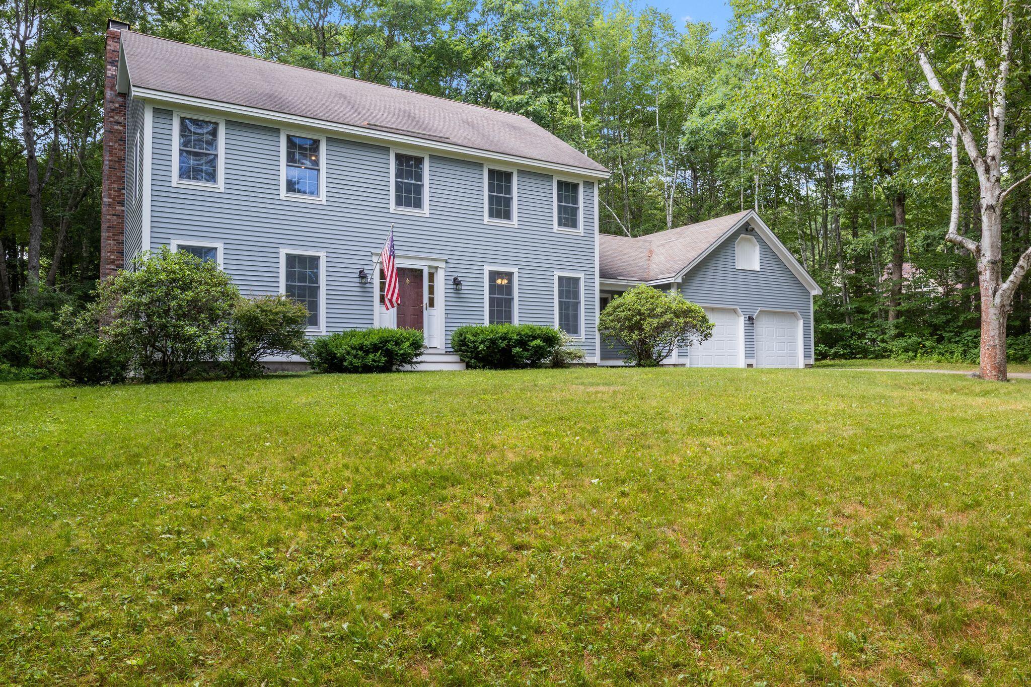 19 Lakeside Drive Falmouth ME 04105