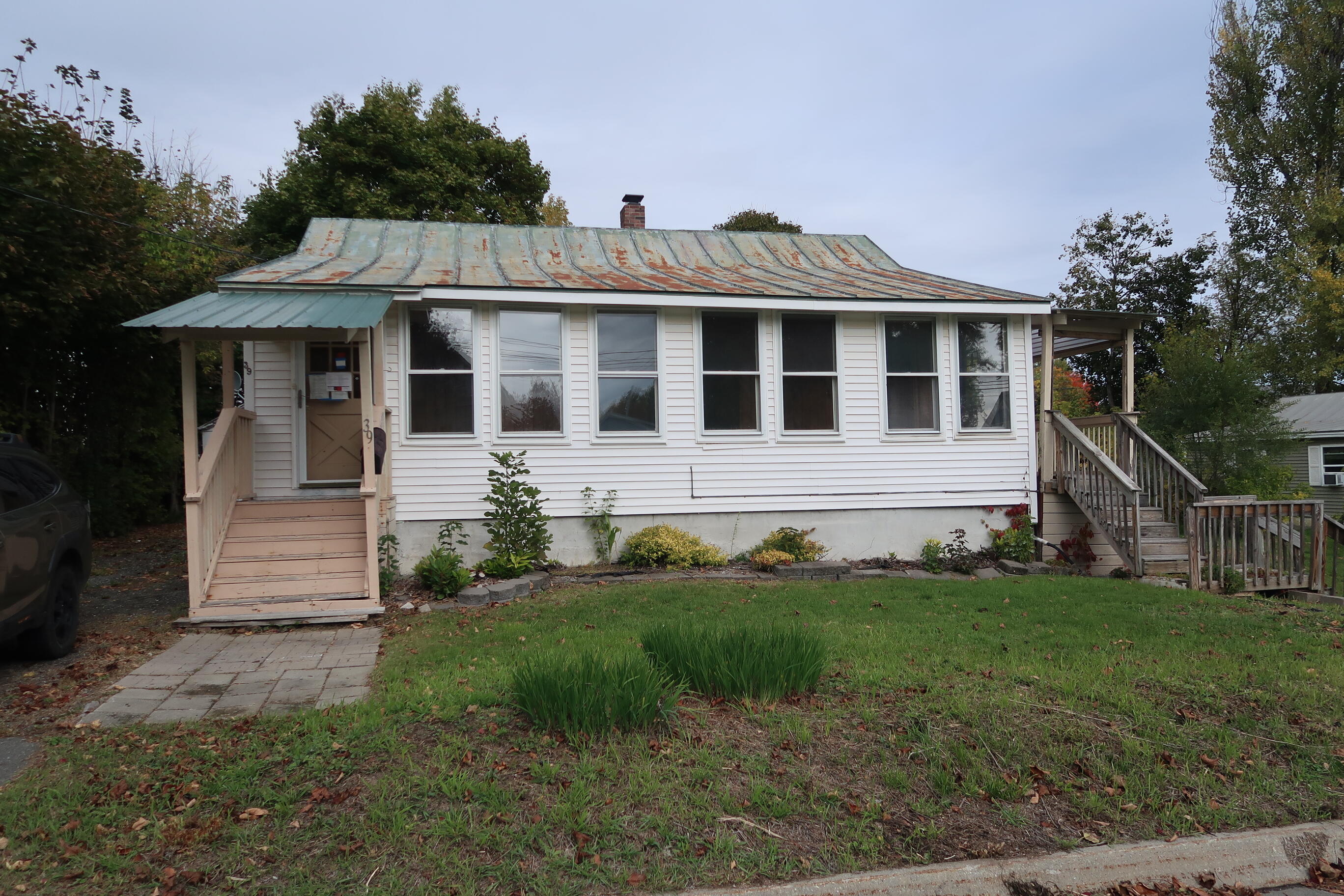 39 Sawyer Street Waterville ME 04901