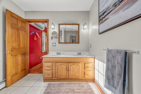 59 Kidder Hill Road Holden ME 04429