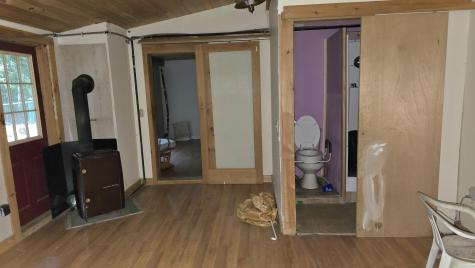 26 Front Avenue Poland ME 04274