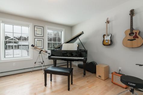 8 Joanna Drive Saco ME 04072