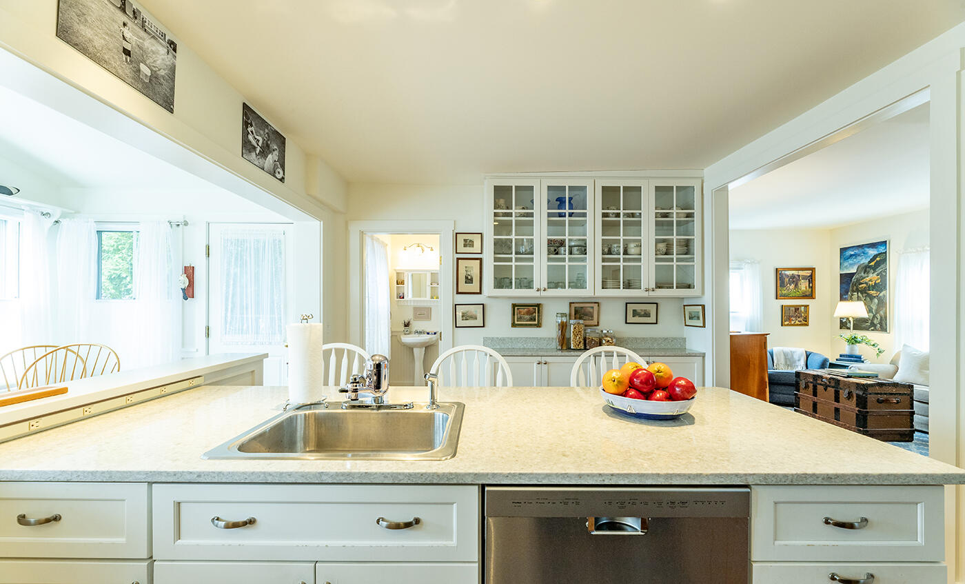 4 Chestnut Hill Street Camden ME 04843