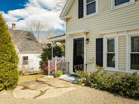 4 Chestnut Hill Street Camden ME 04843