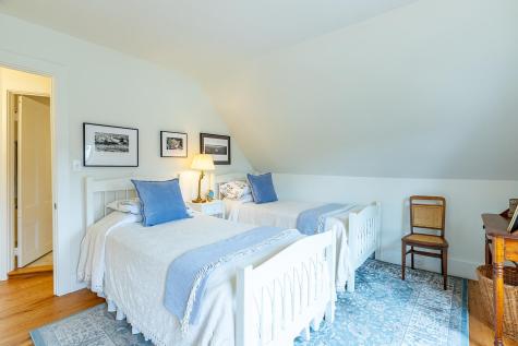 4 Chestnut Hill Street Camden ME 04843