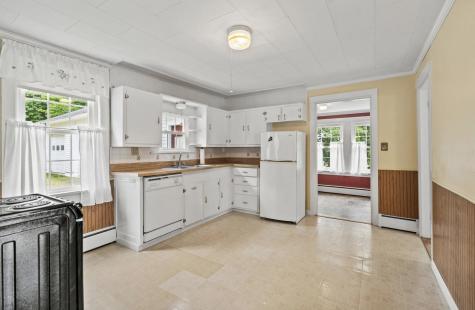 60 Lancaster Avenue Dover-foxcroft ME 04426