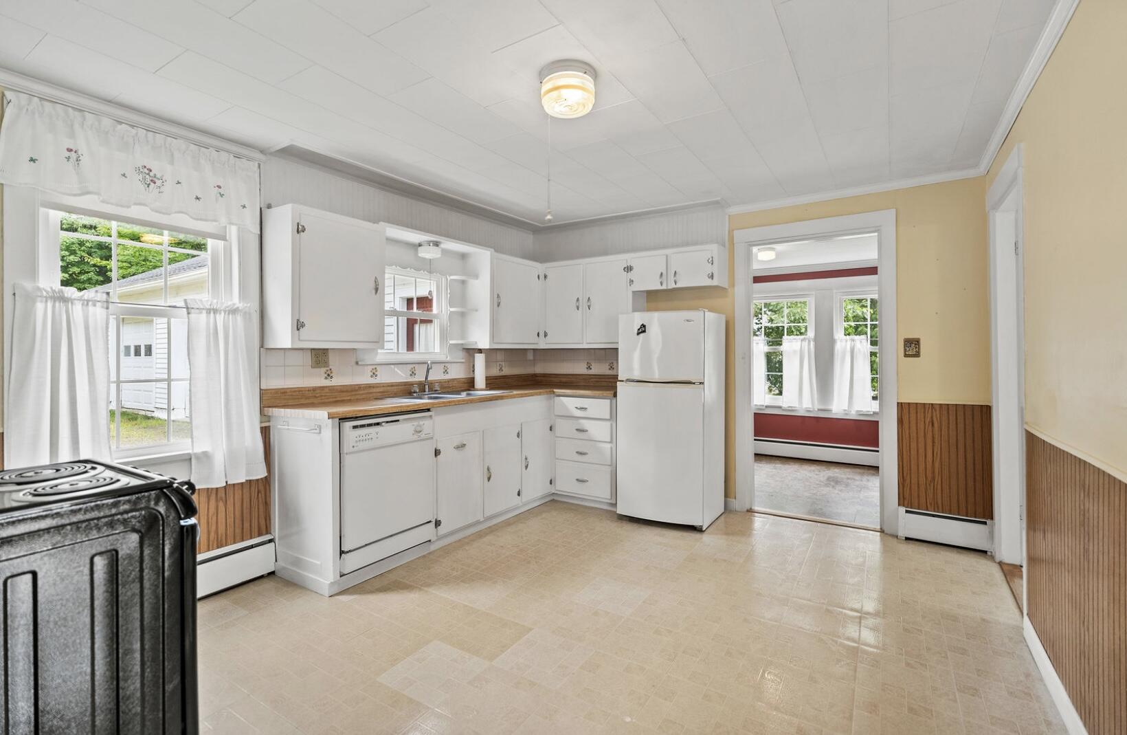 60 Lancaster Avenue Dover-foxcroft ME 04426