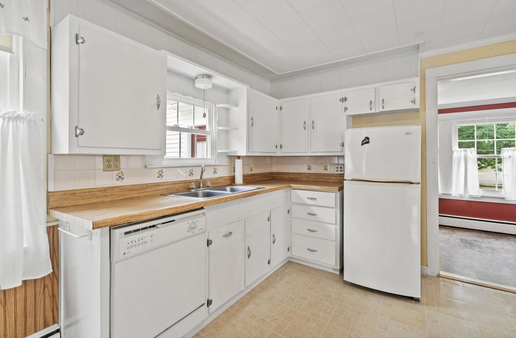 60 Lancaster Avenue Dover-foxcroft ME 04426