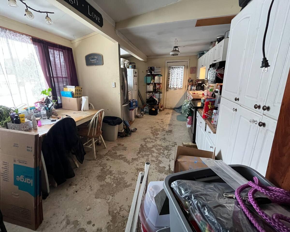 40 Lakeview Rockland ME 04841