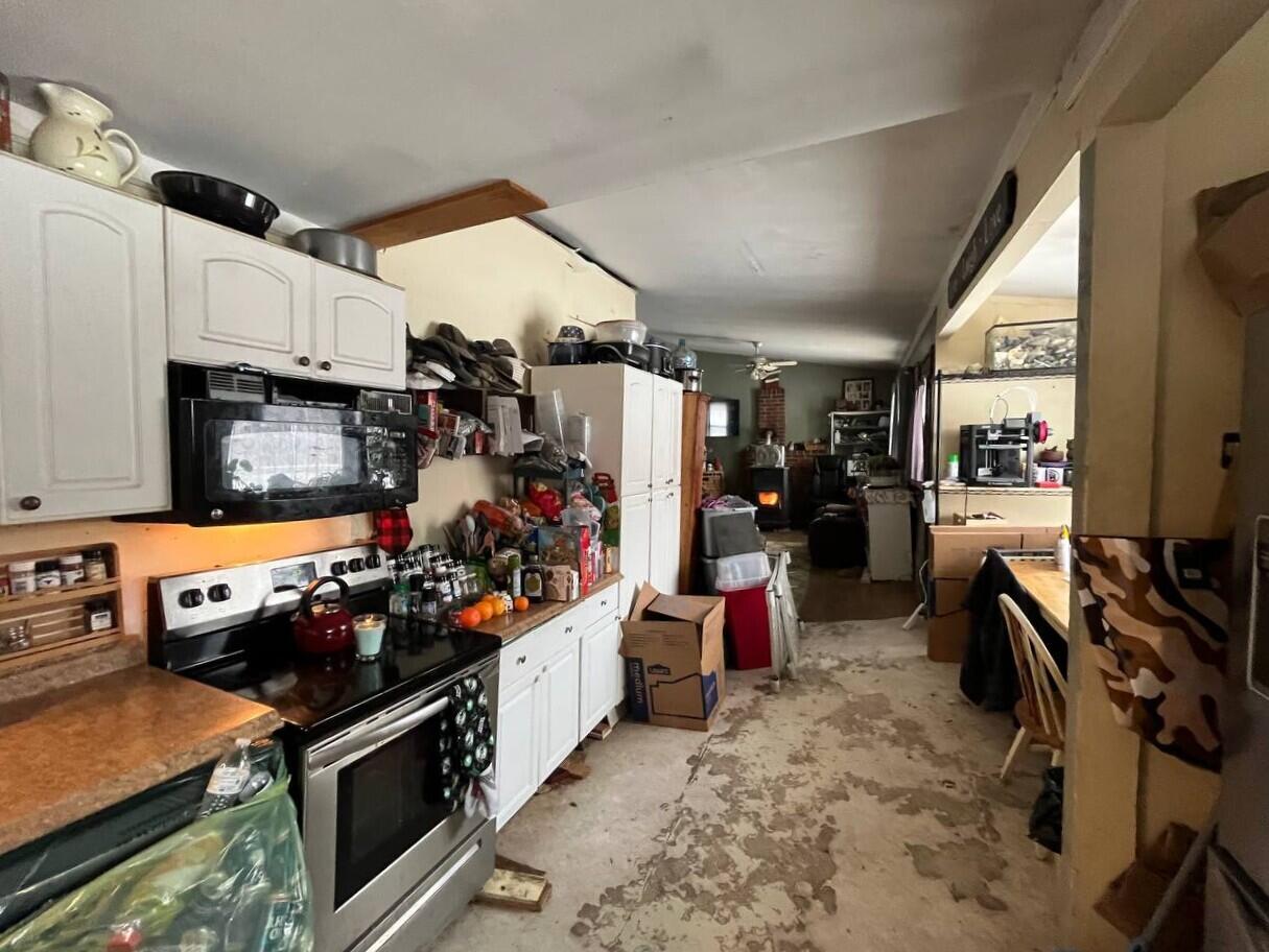 40 Lakeview Rockland ME 04841