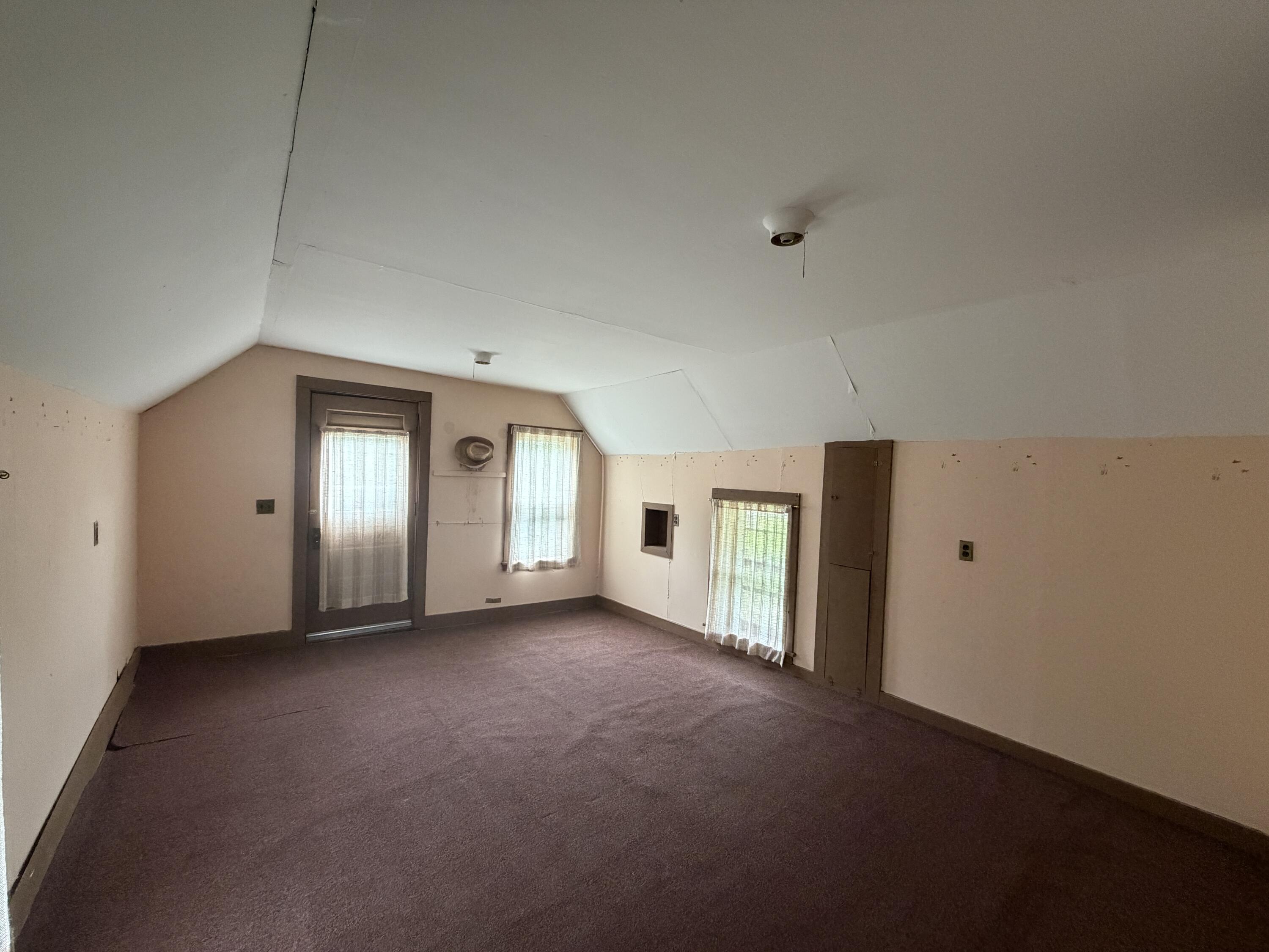 2741 Lee Road Lee ME 04455