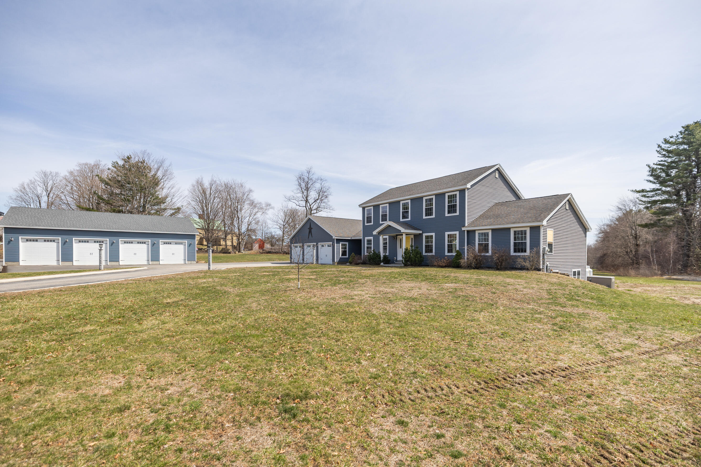 11 Grande Avenue Lewiston ME 04240