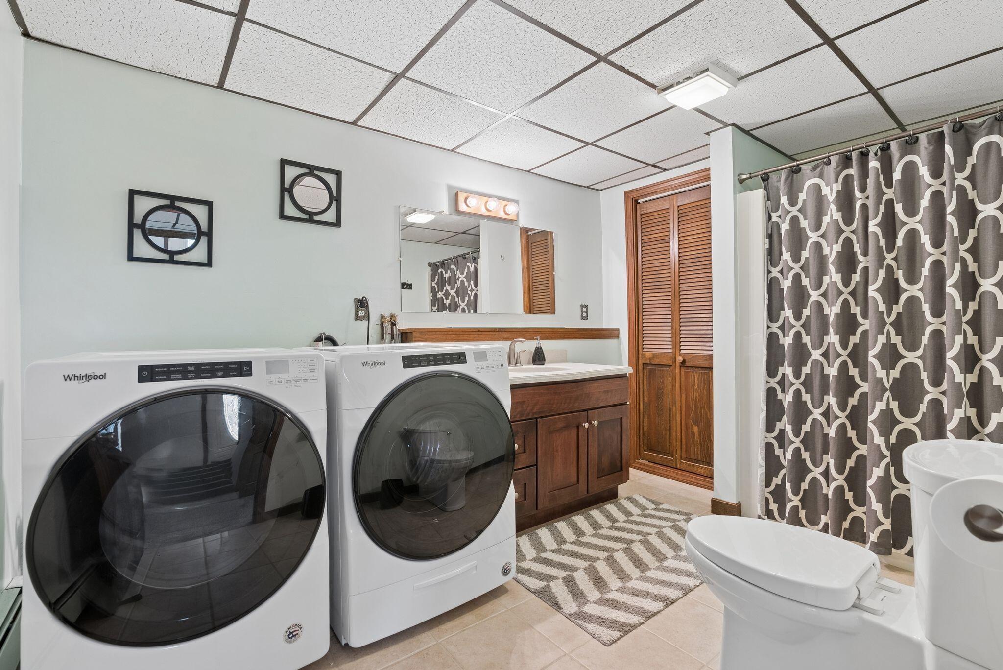 16 Leland Street Lewiston ME 04240