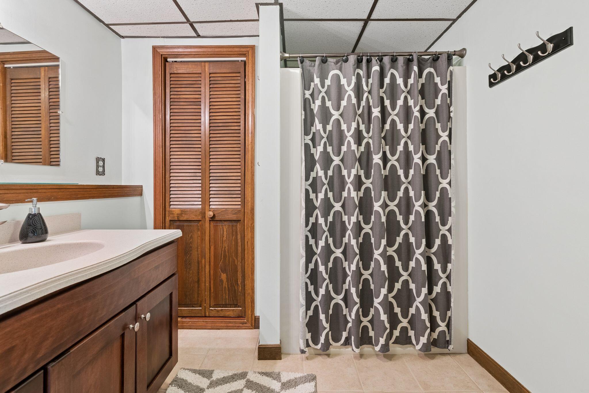 16 Leland Street Lewiston ME 04240