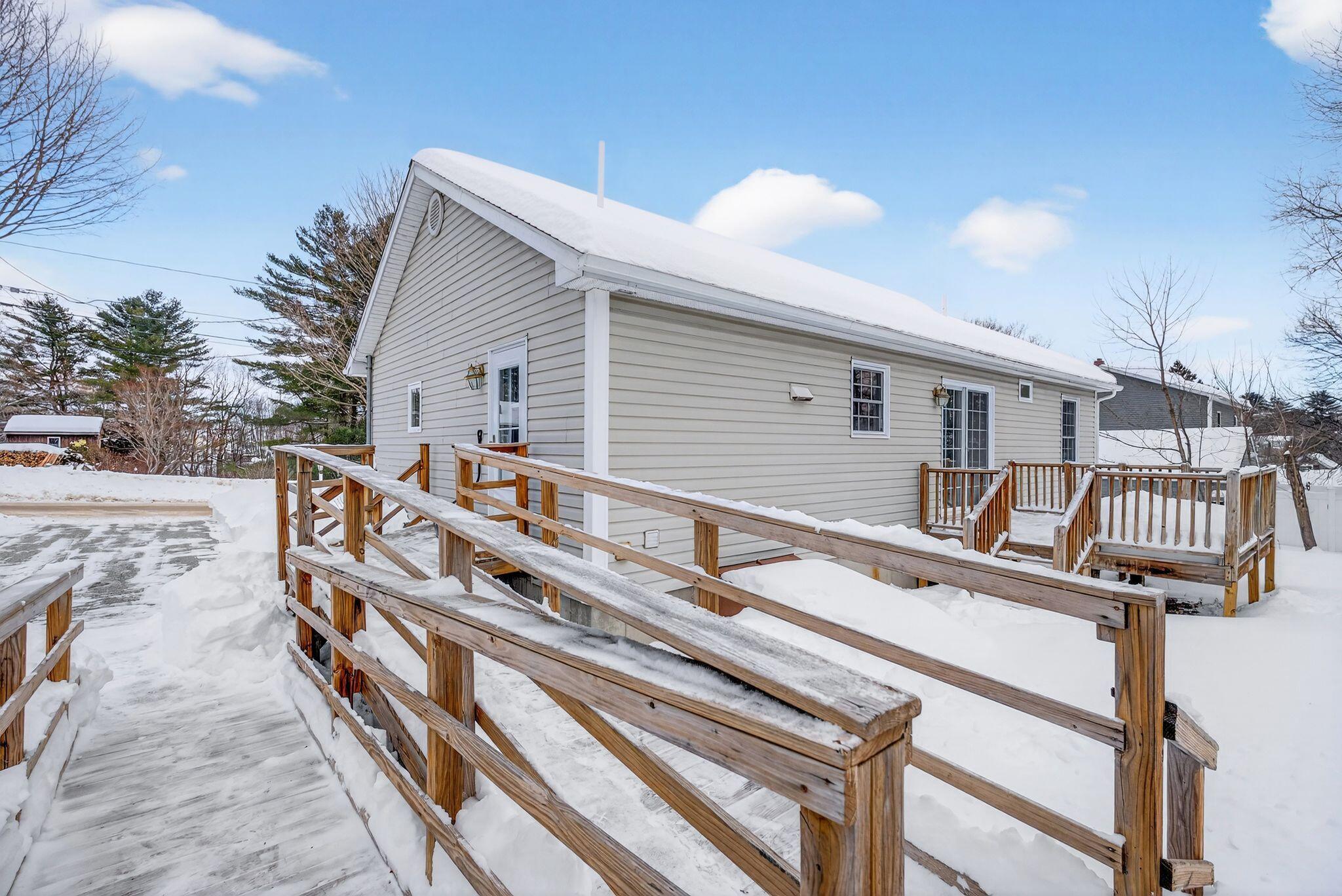 44 W Bates Street Auburn ME 04210