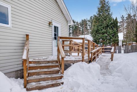 44 W Bates Street Auburn ME 04210