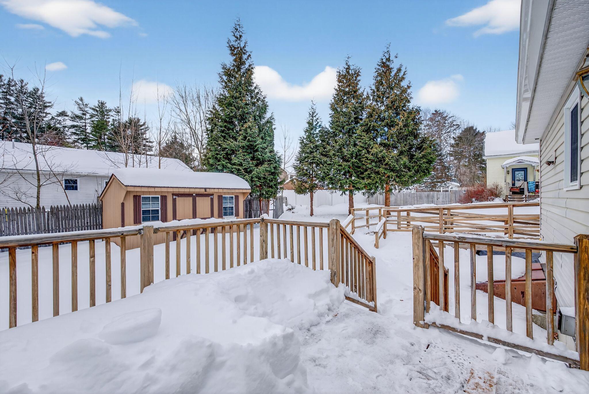 44 W Bates Street Auburn ME 04210