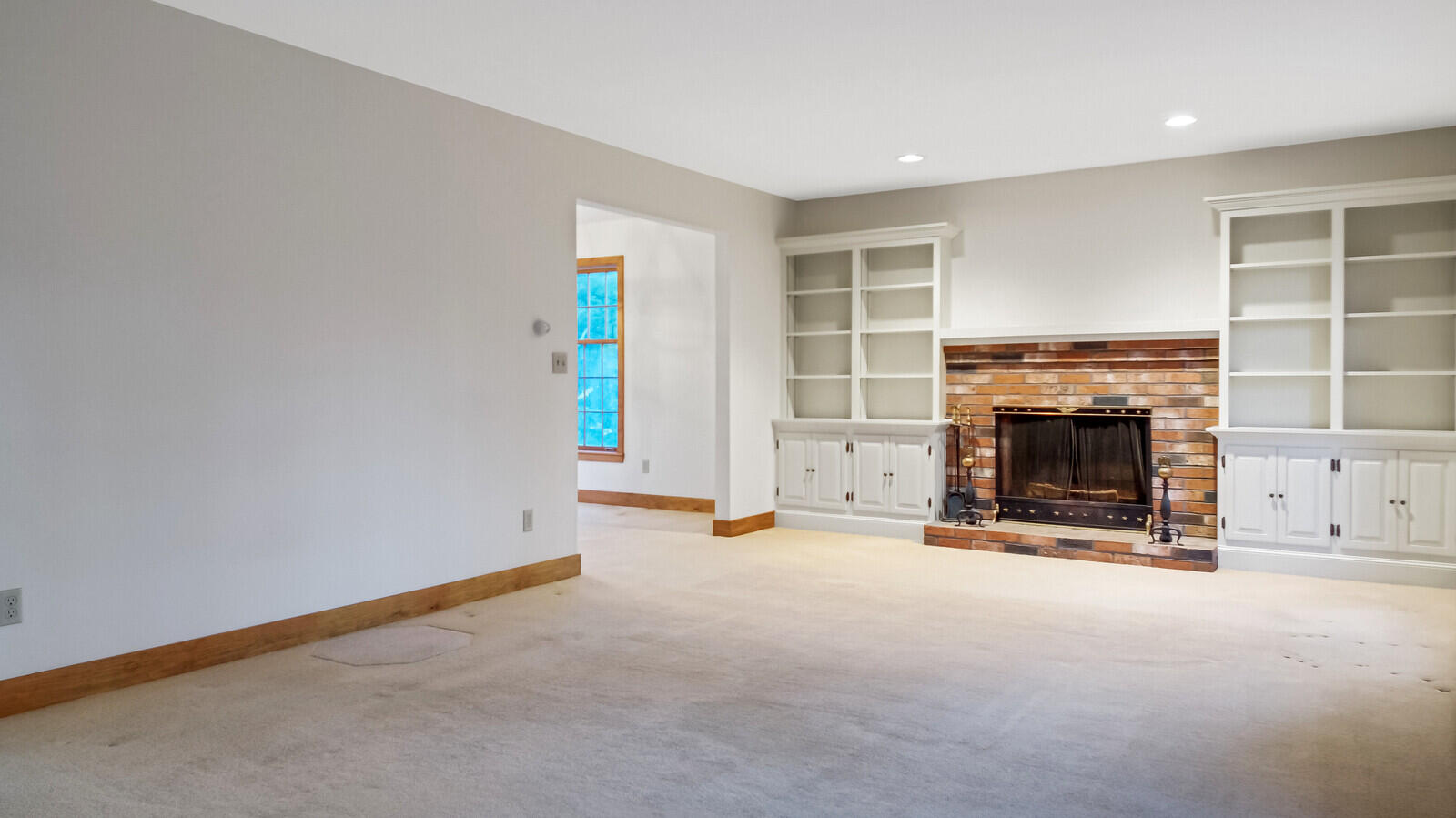 72 Winthrop Center Road Winthrop ME 04364