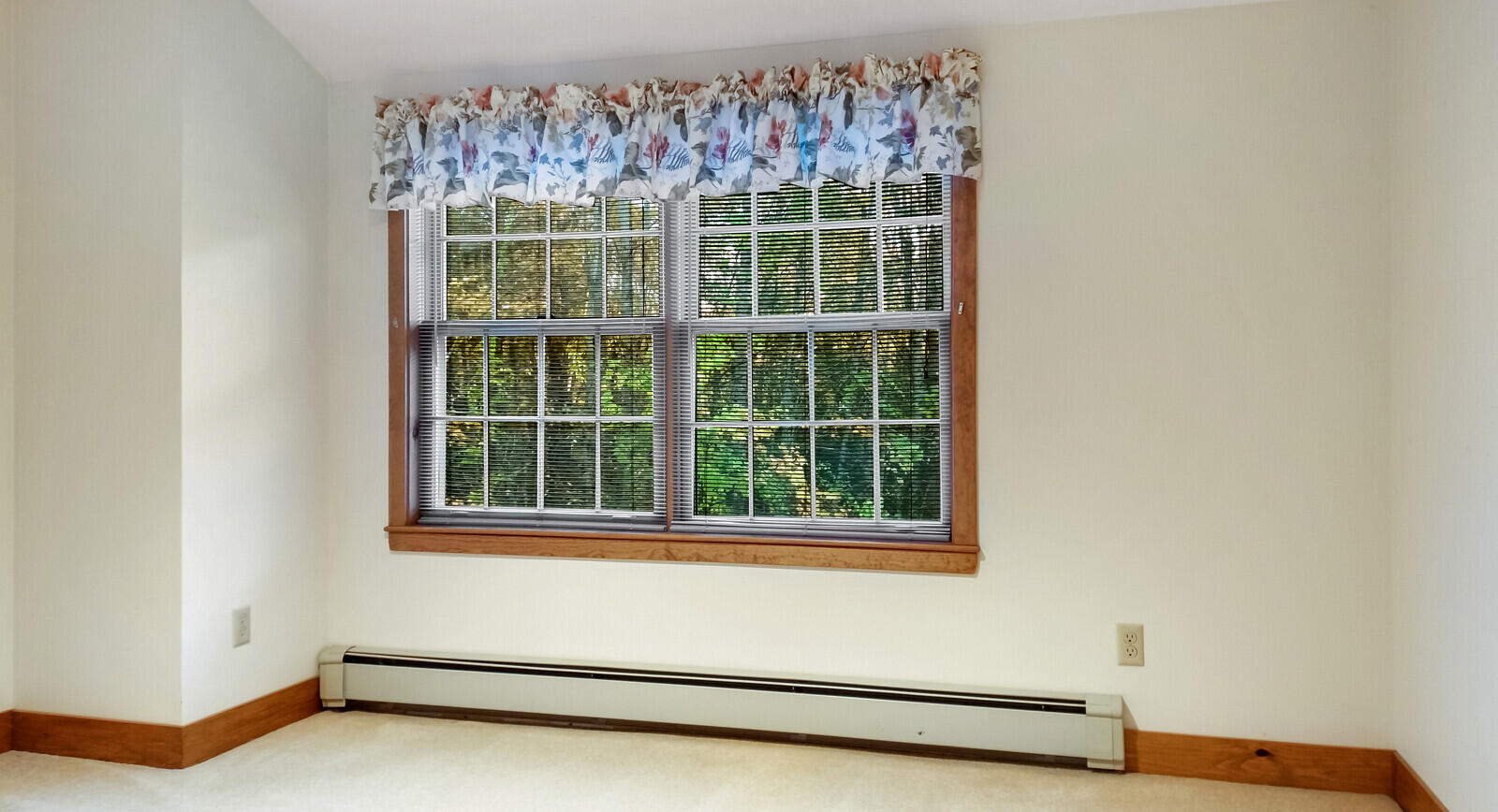 72 Winthrop Center Road Winthrop ME 04364