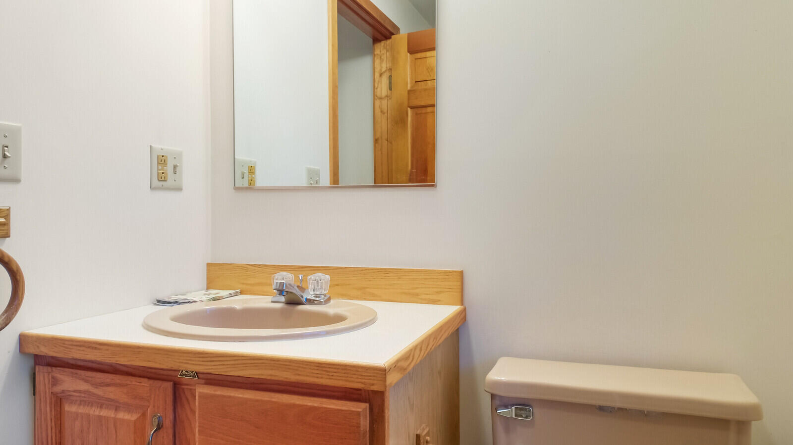 72 Winthrop Center Road Winthrop ME 04364