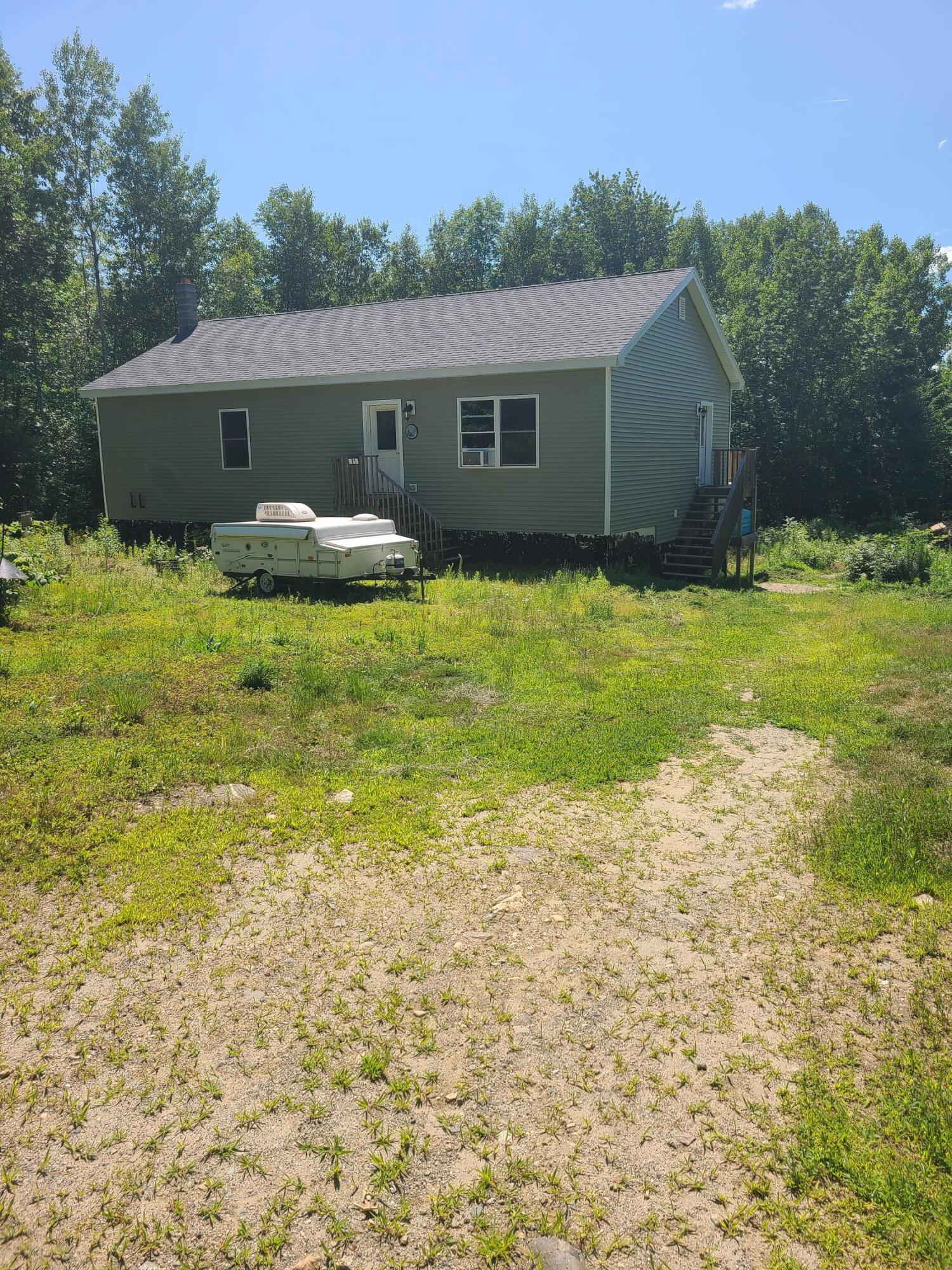21 Monarch Lane Leeds ME 04263