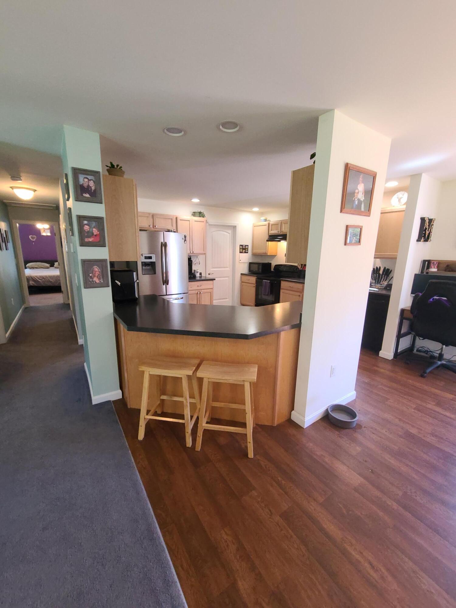 21 Monarch Lane Leeds ME 04263