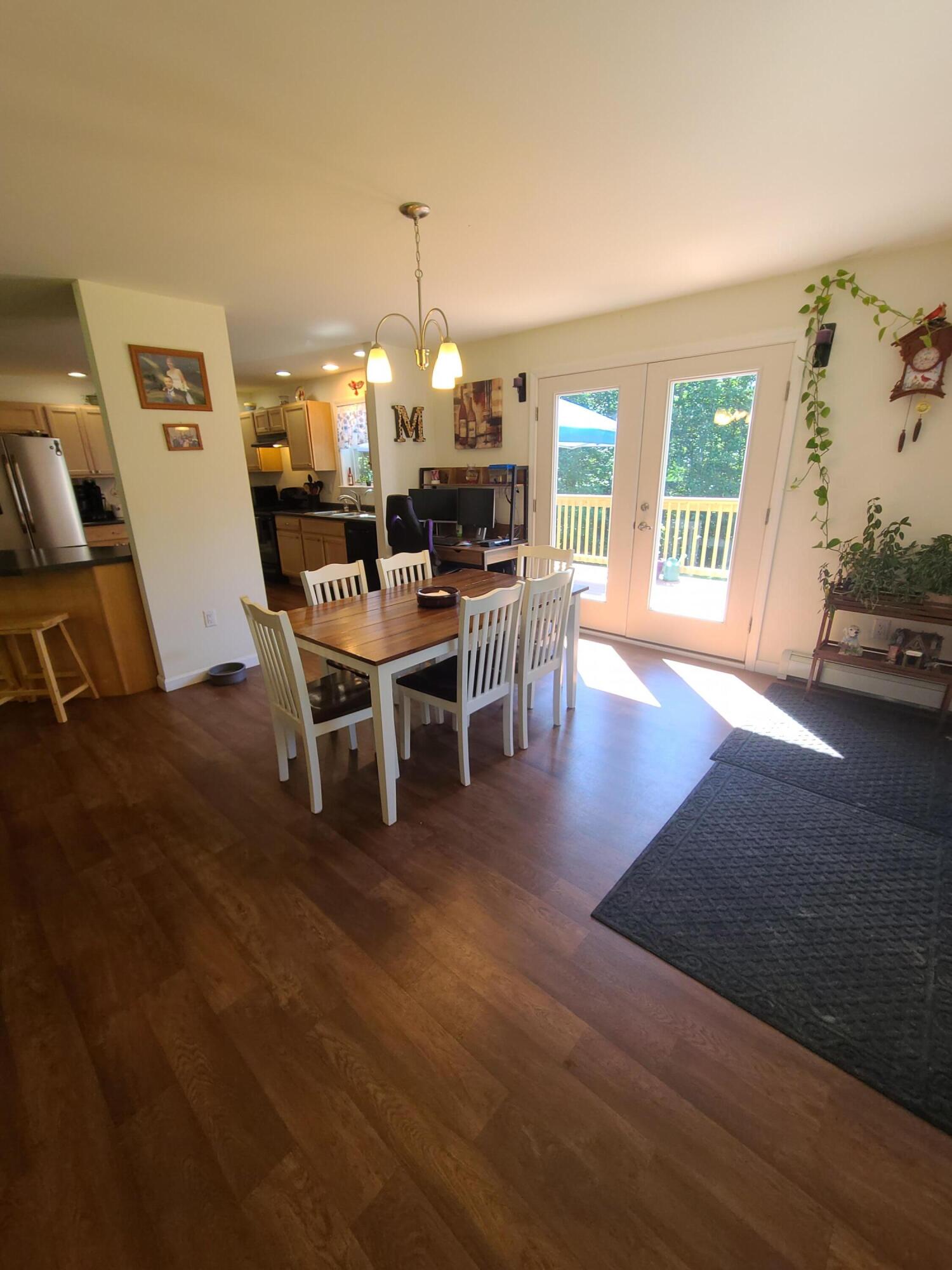 21 Monarch Lane Leeds ME 04263