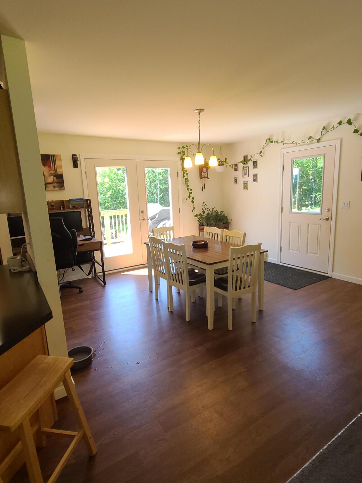 21 Monarch Lane Leeds ME 04263