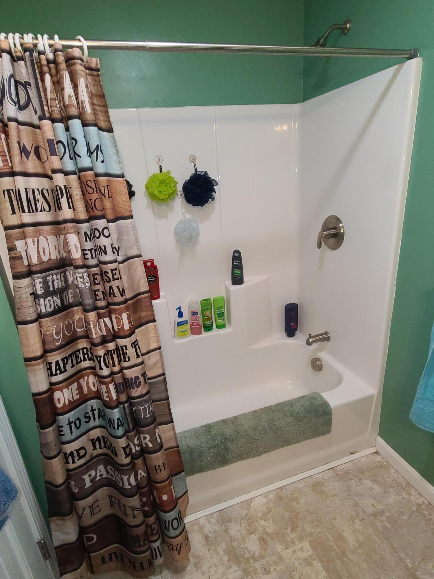 21 Monarch Lane Leeds ME 04263
