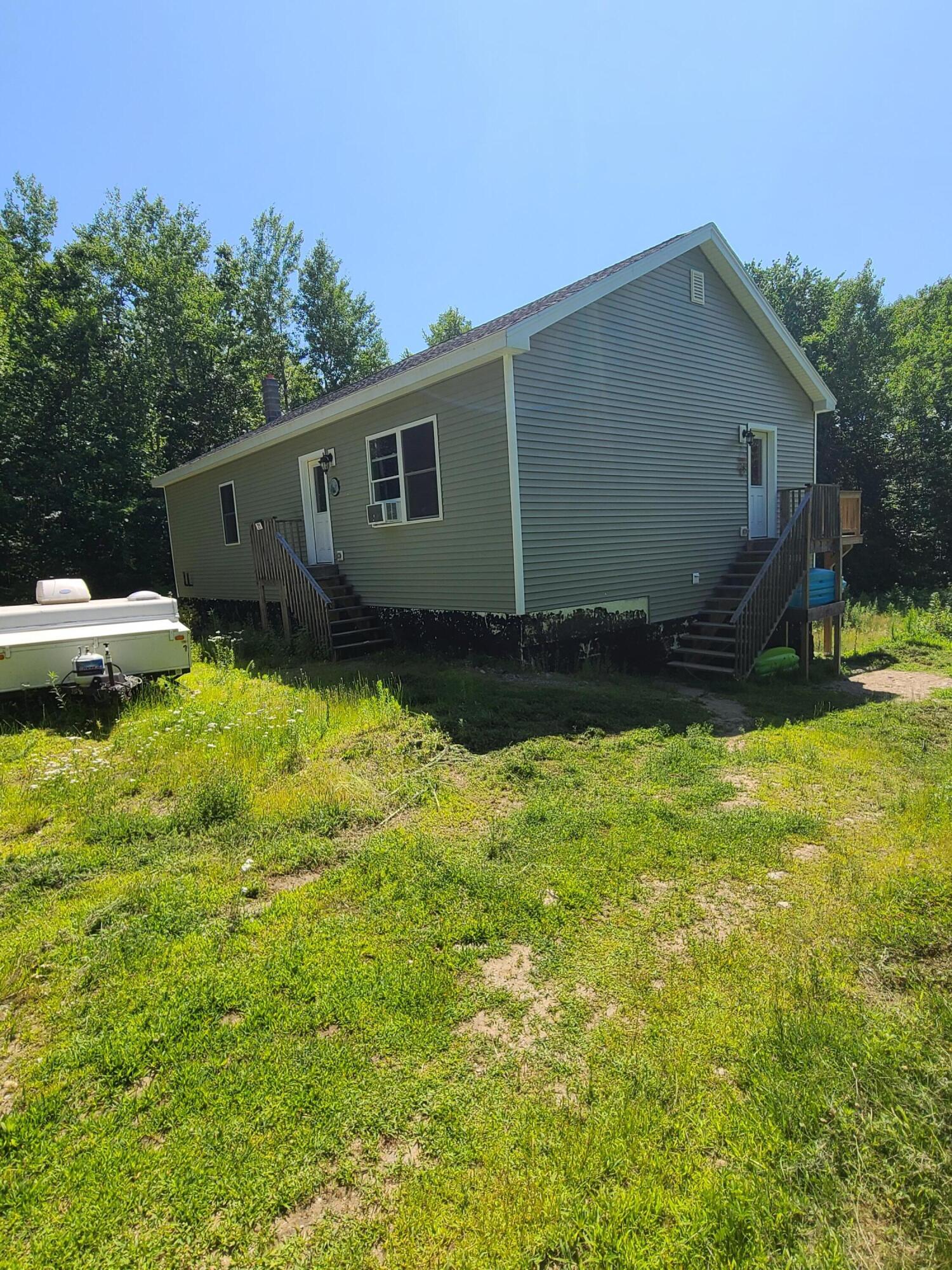 21 Monarch Lane Leeds ME 04263