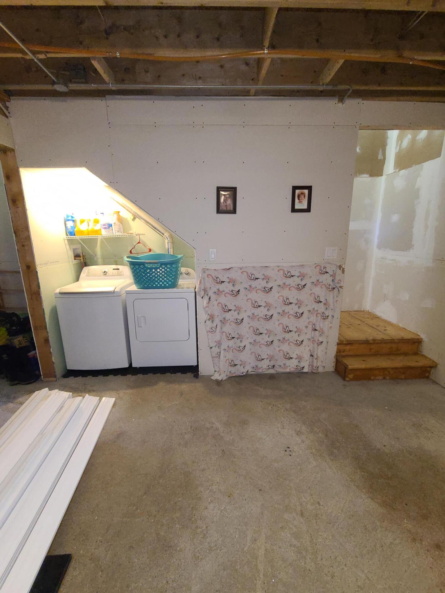 21 Monarch Lane Leeds ME 04263