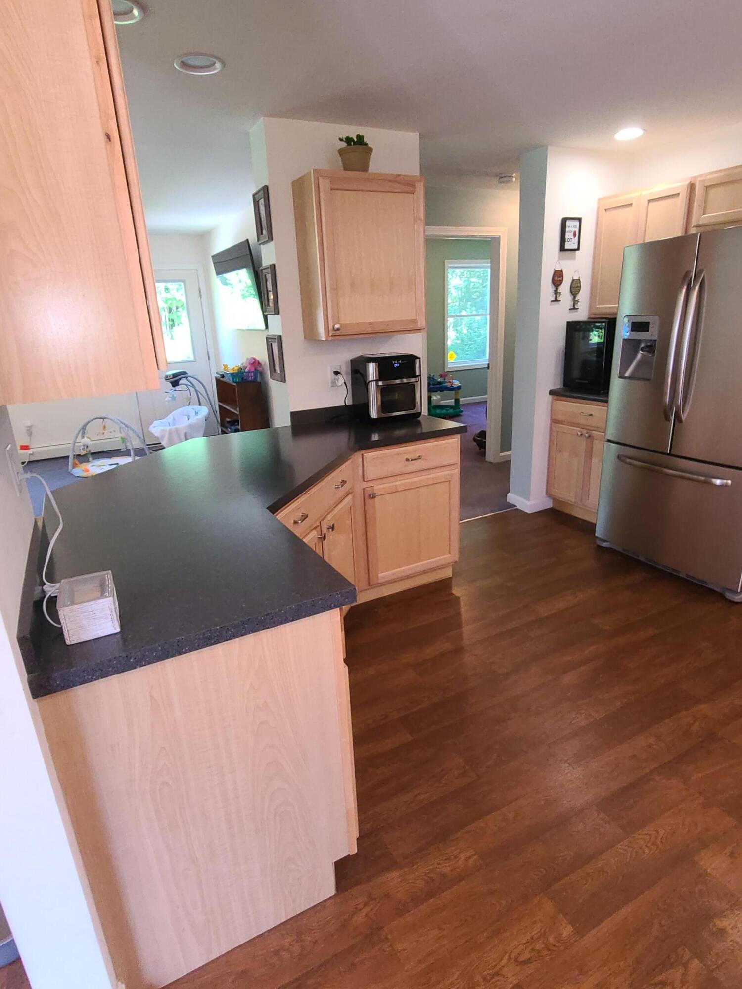 21 Monarch Lane Leeds ME 04263