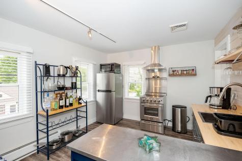 281 York Street York ME 03909