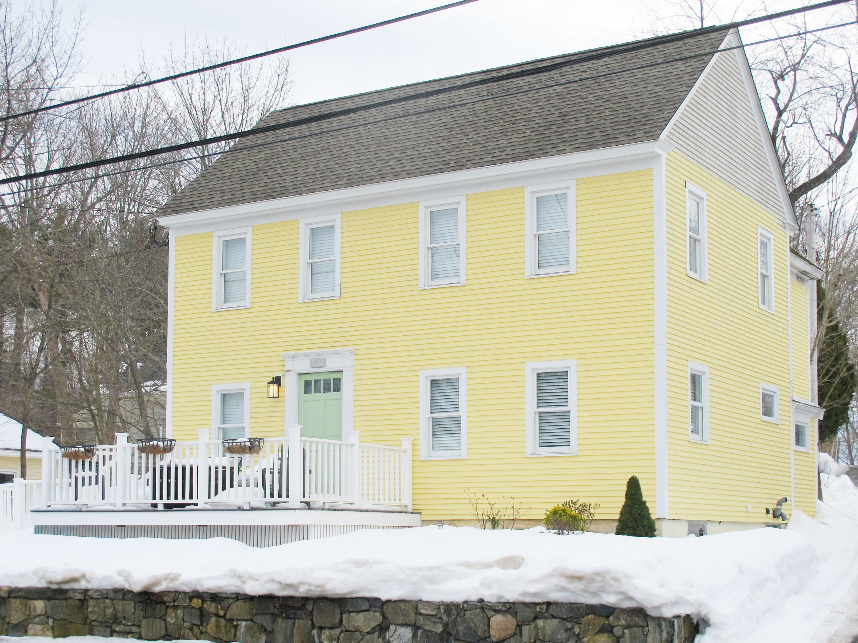 281 York Street York ME 03909