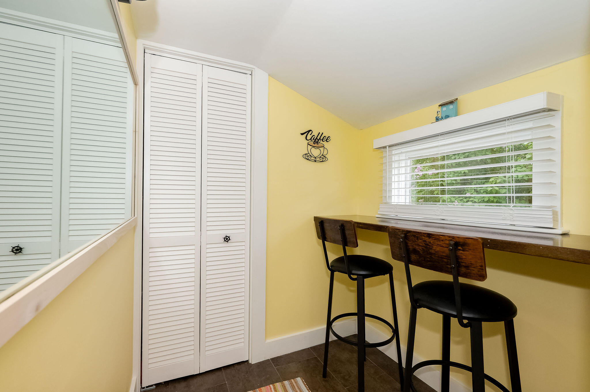 281 York Street York ME 03909