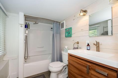 281 York Street York ME 03909