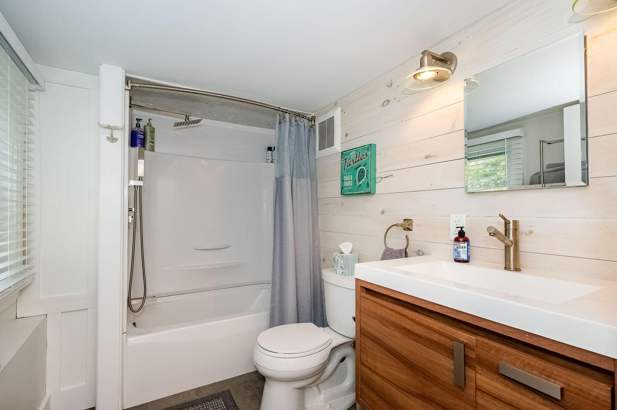 281 York Street York ME 03909