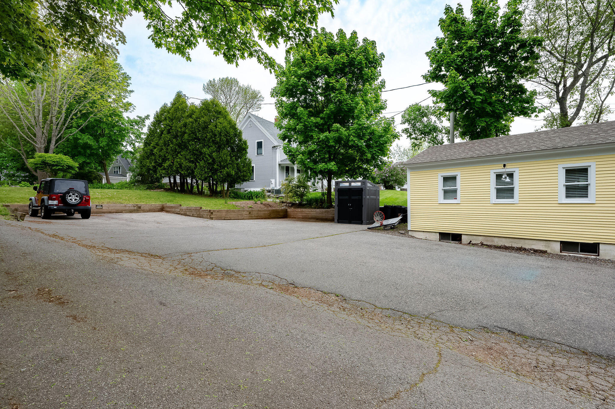 281 York Street York ME 03909