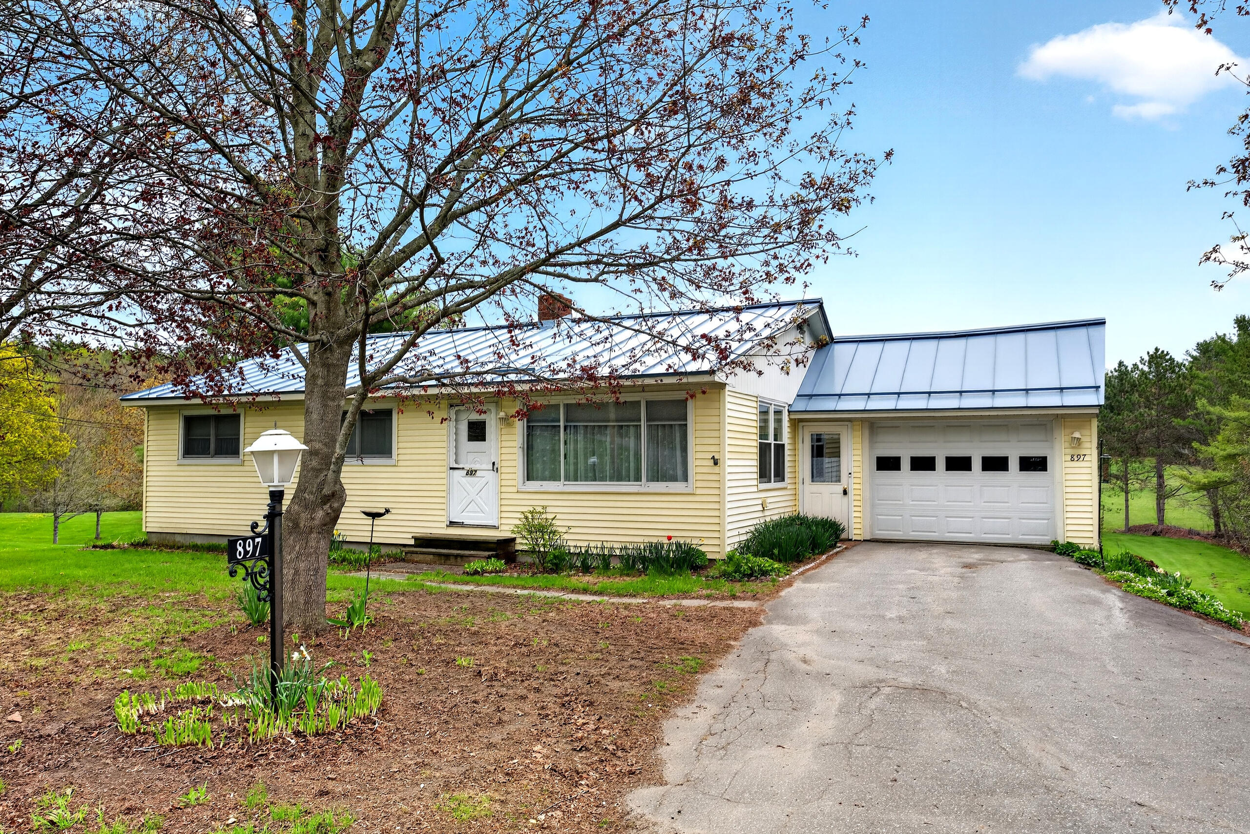 897 Riverside Drive Augusta ME 04330