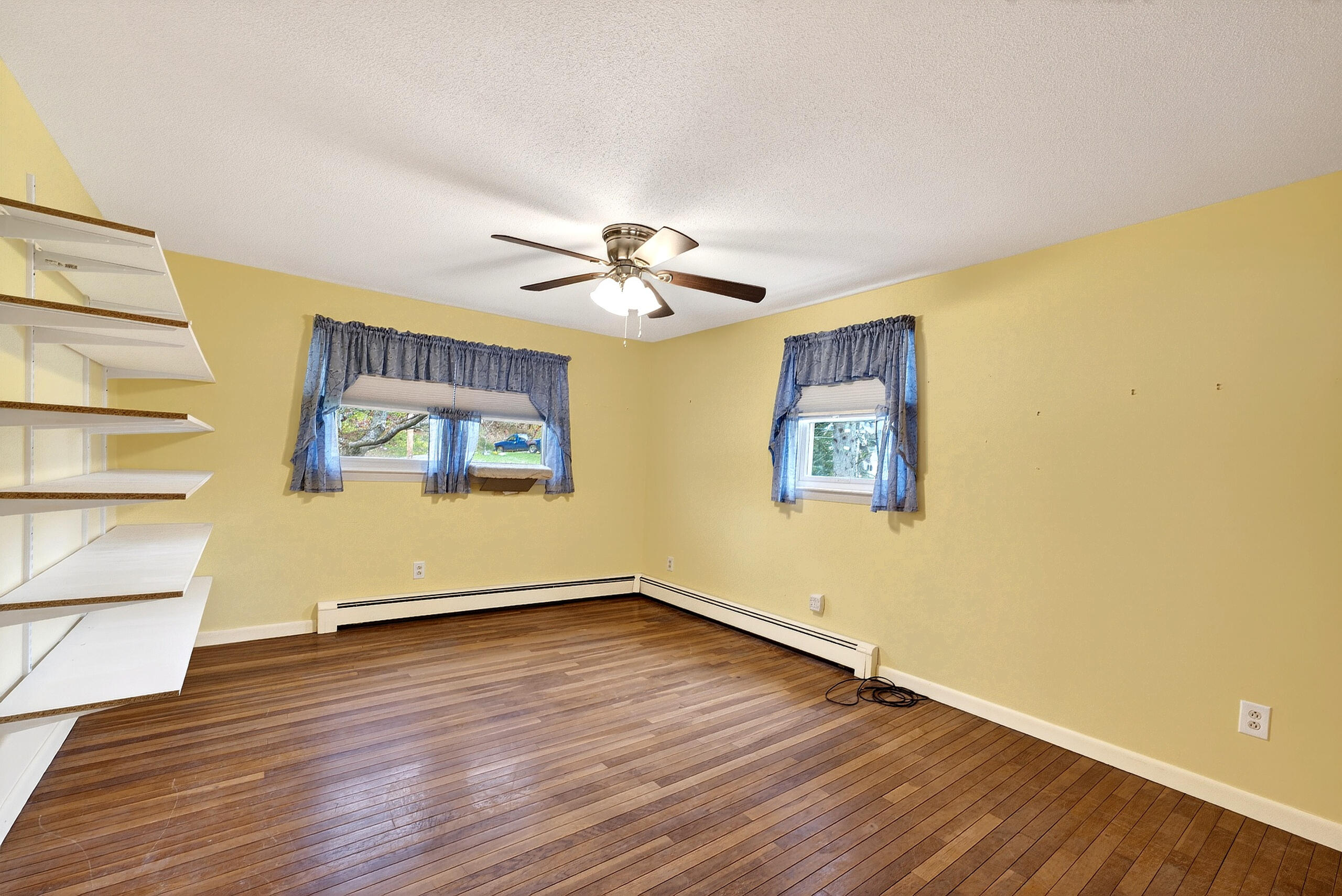 897 Riverside Drive Augusta ME 04330
