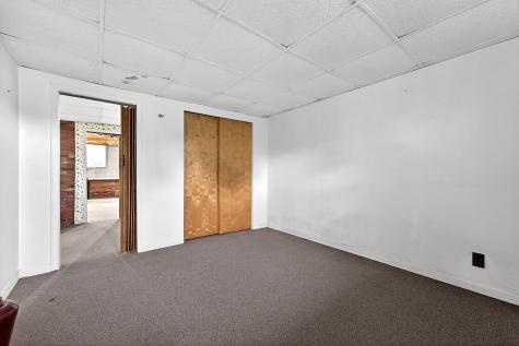 897 Riverside Drive Augusta ME 04330