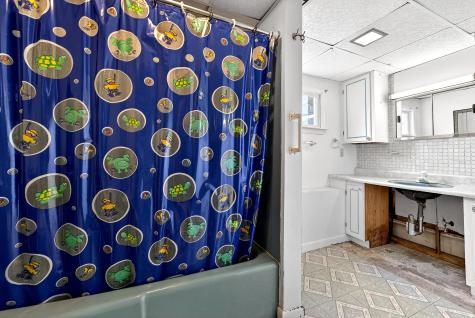 897 Riverside Drive Augusta ME 04330