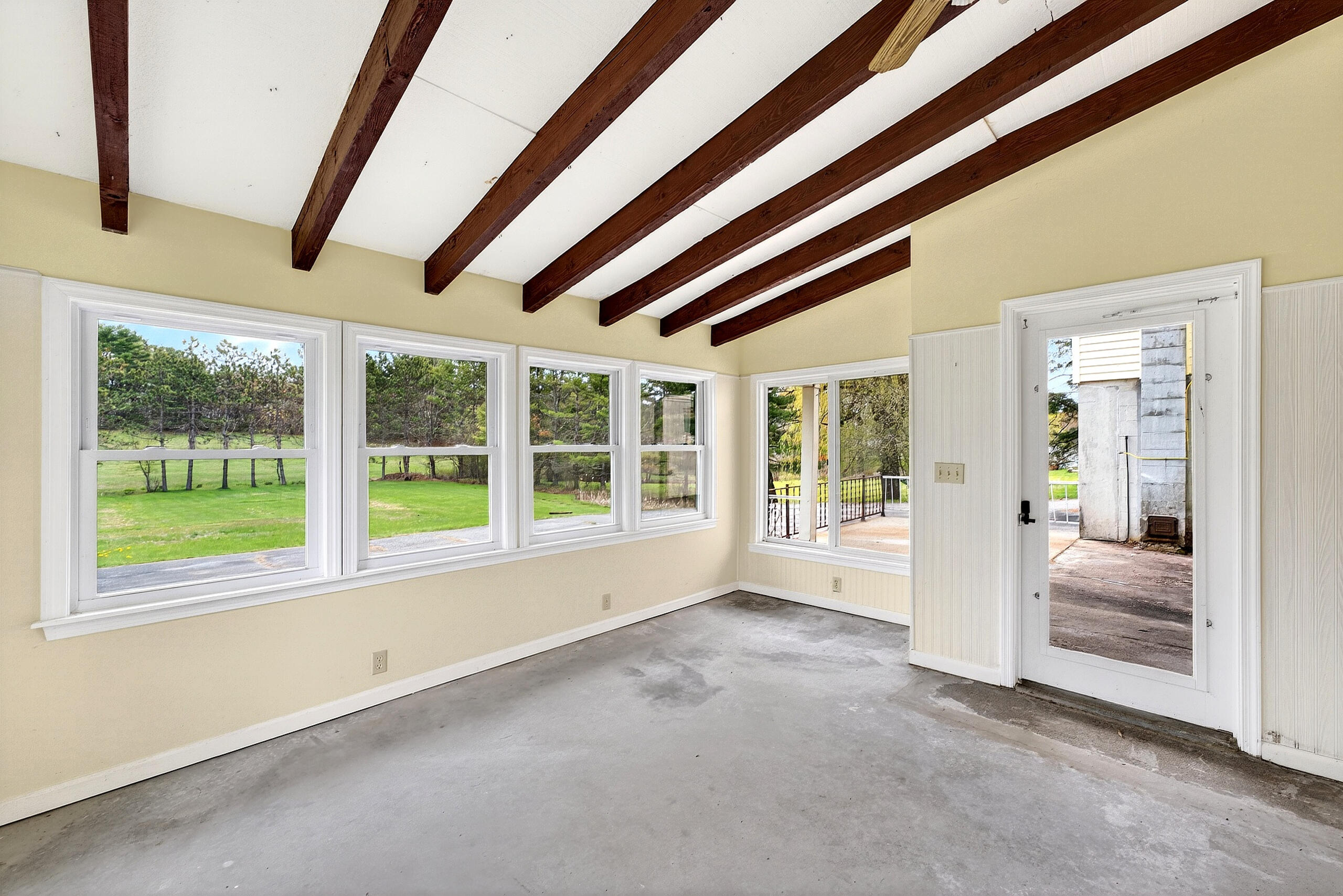 897 Riverside Drive Augusta ME 04330