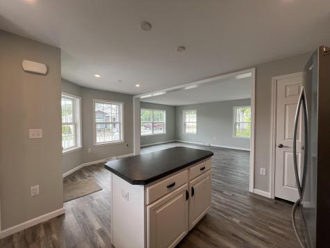 13 Mathew Way Scarborough ME 04074