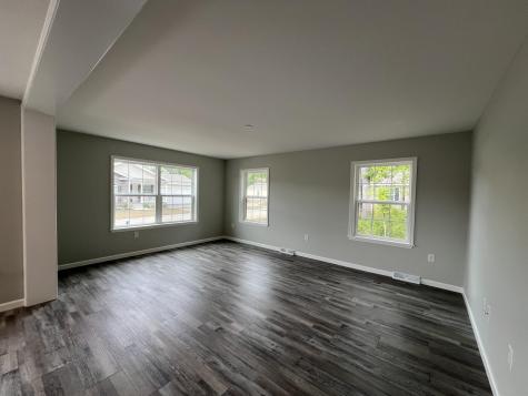 13 Mathew Way Scarborough ME 04074