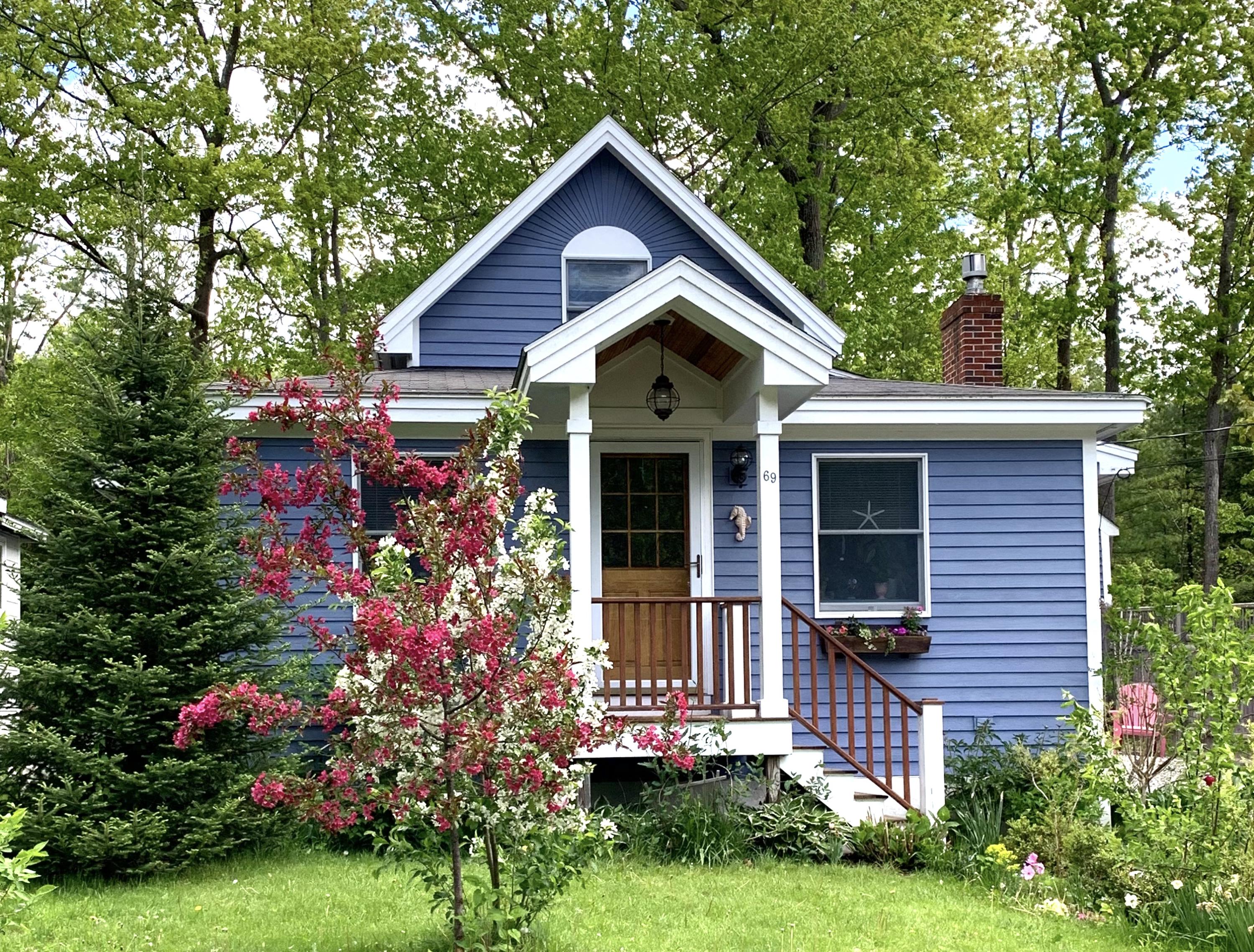 69 Underwood Road Falmouth ME 04105