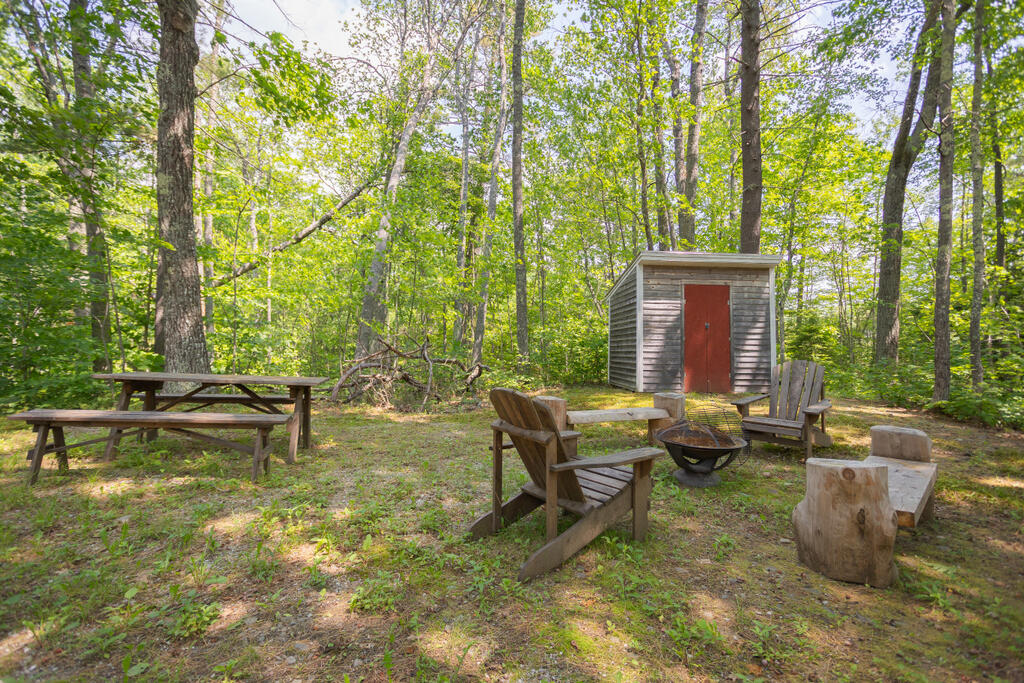 36 Blacks Lane Chesterville ME 04938