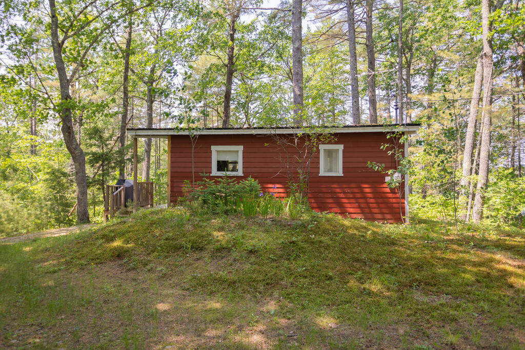 36 Blacks Lane Chesterville ME 04938