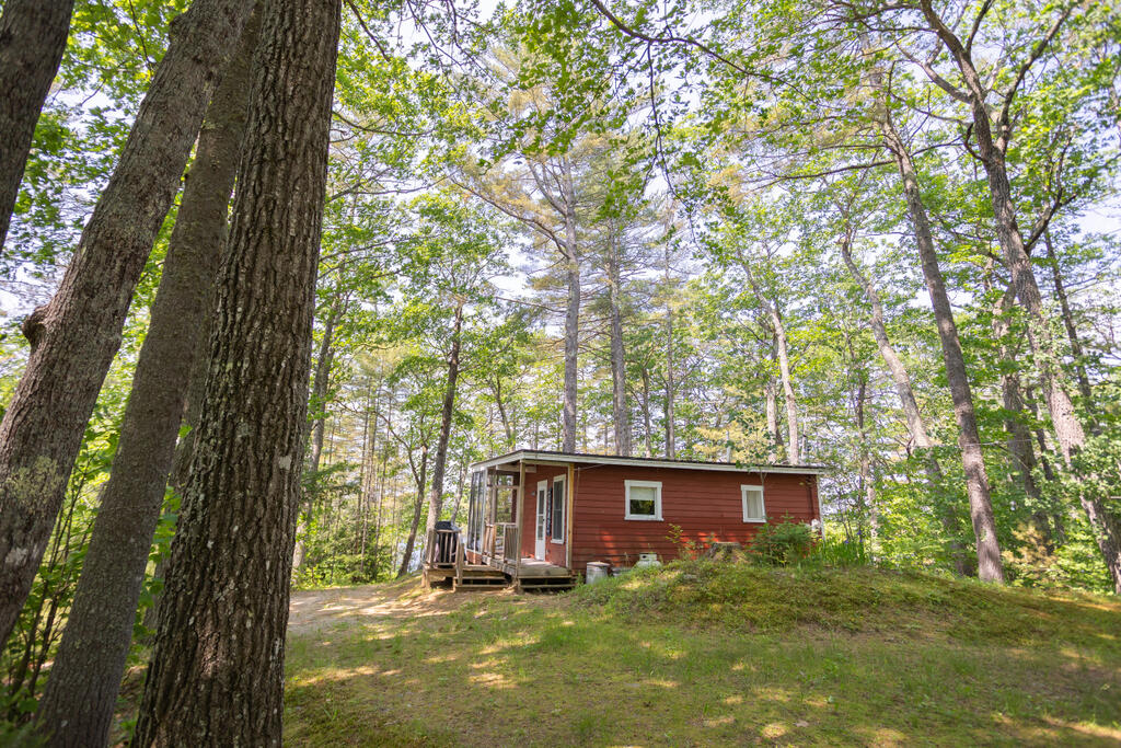 36 Blacks Lane Chesterville ME 04938